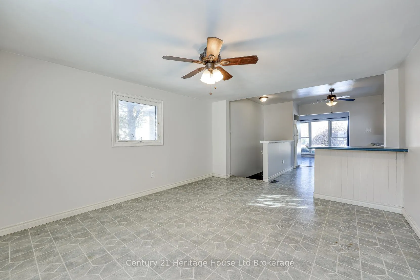 Photo 11 of 3177 Perth Road 180, West Perth, Hibbert — HOMEH