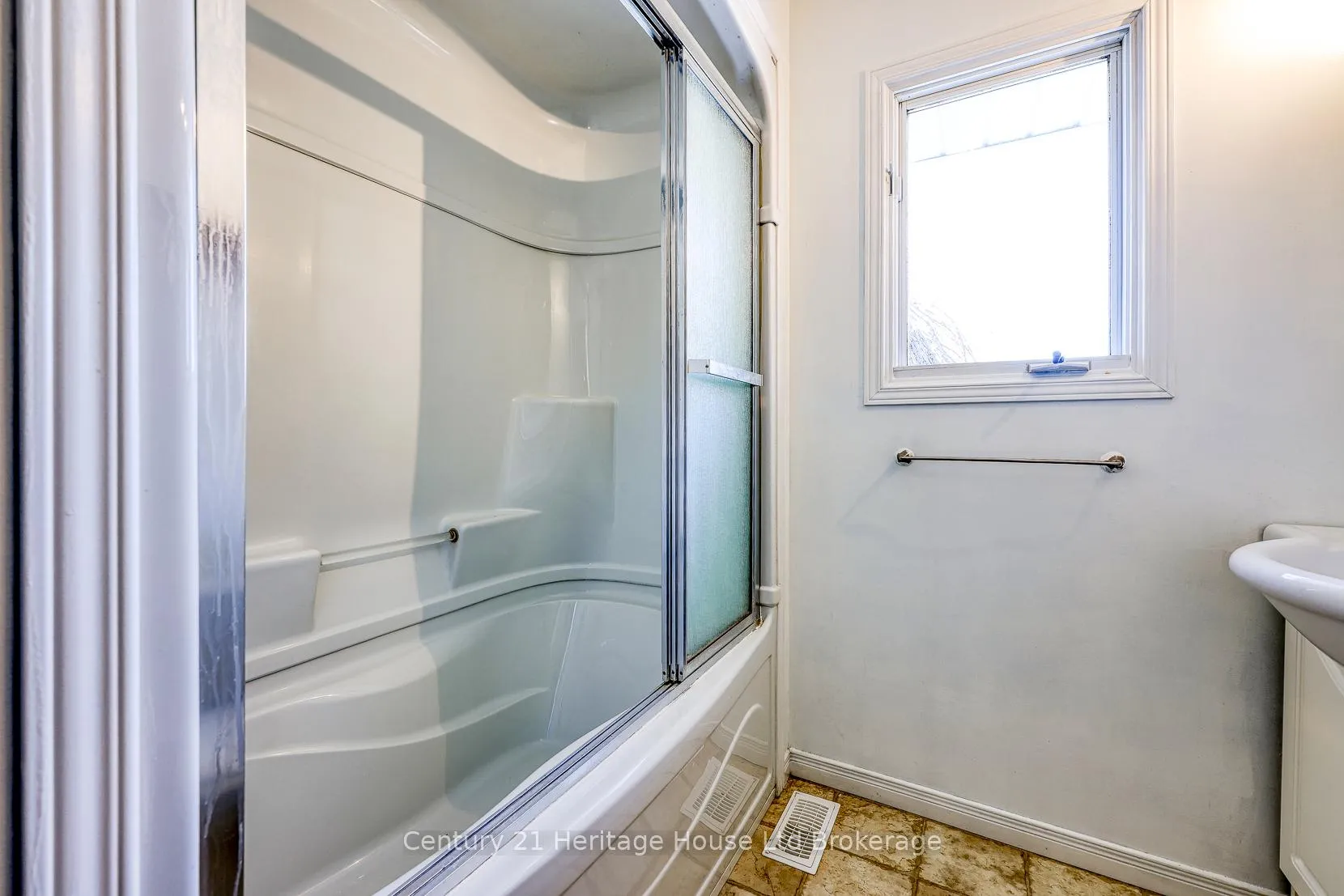 Photo 21 of 3177 Perth Road 180, West Perth, Hibbert — HOMEH