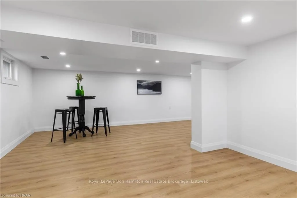 Photo 126 of 161 Smith St, North Perth, Monkton — HOMEH