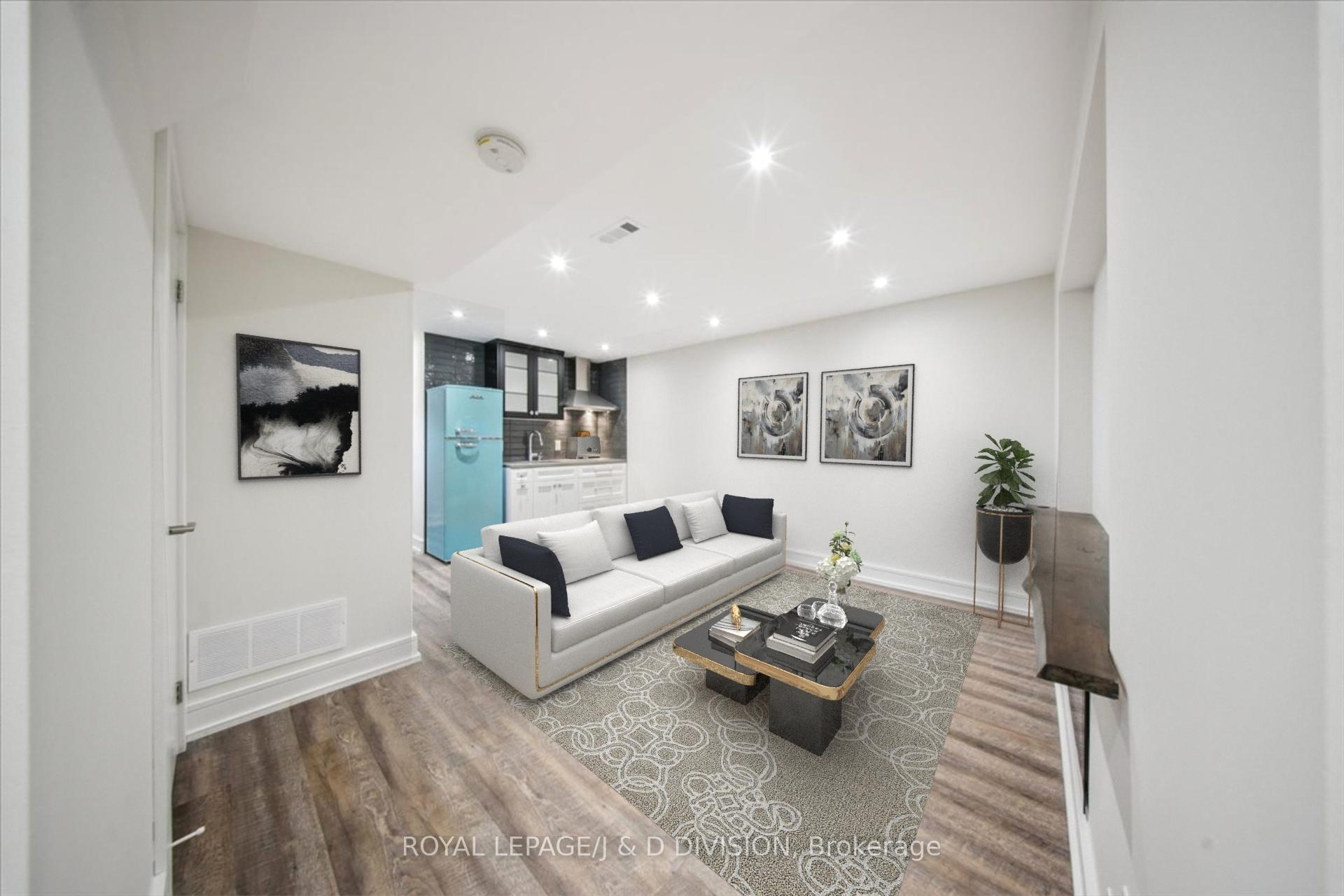 Photo 1 of 206 Kelso Crescent, Vaughan, Maple — HOMEH