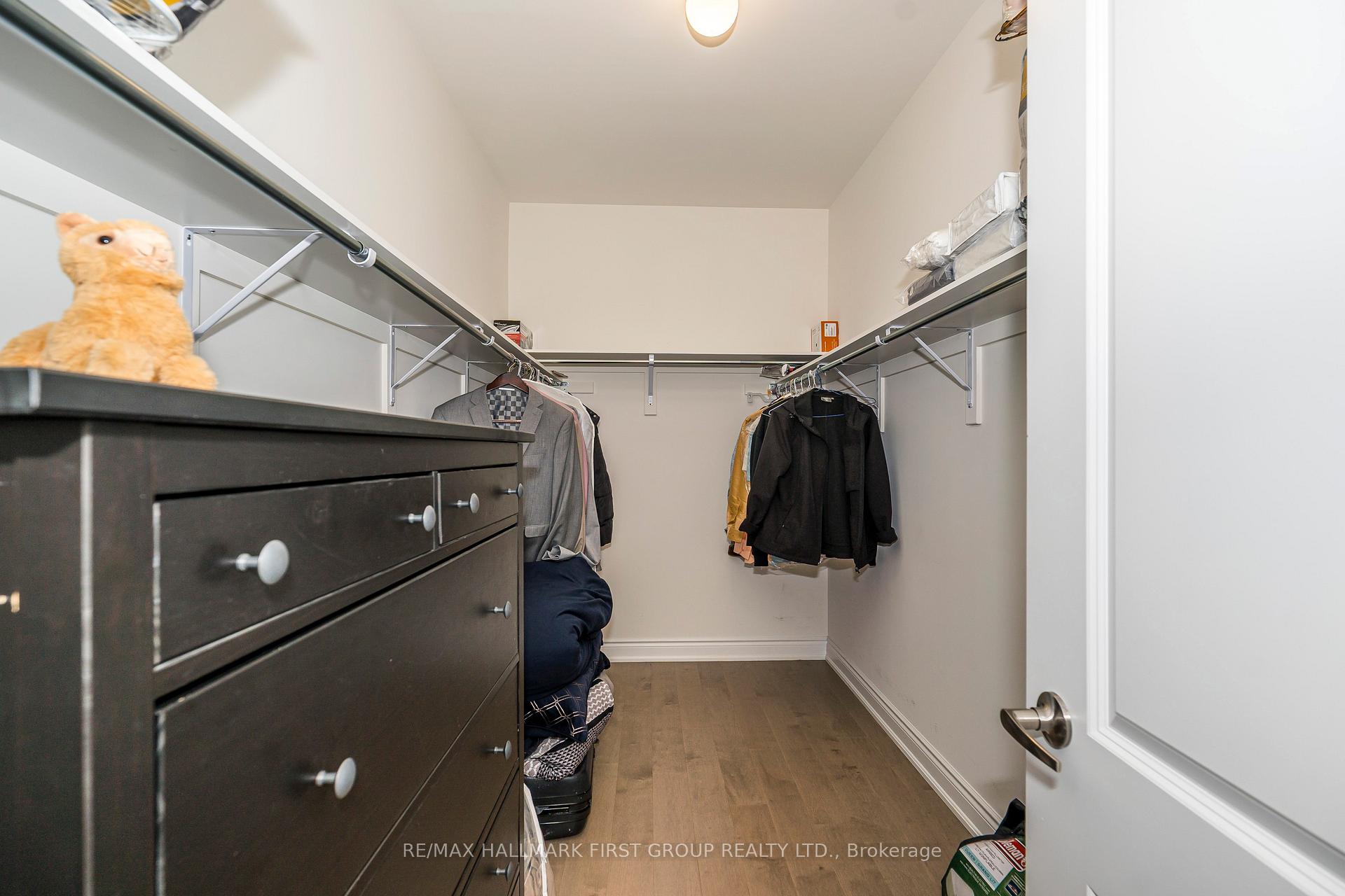 Photo 21 of 136 Auckland DR, Whitby, Rural Whitby — HOMEH