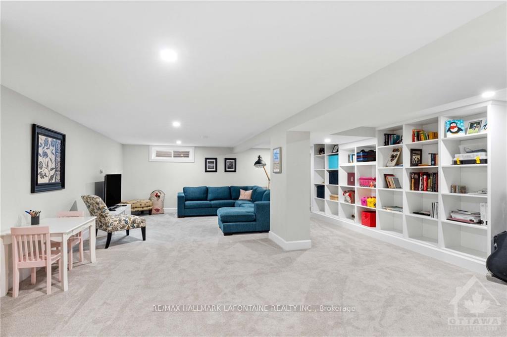Photo 24 of 1945 Oakdean Crescent, Ottawa, Beacon Hill North — HOMEH