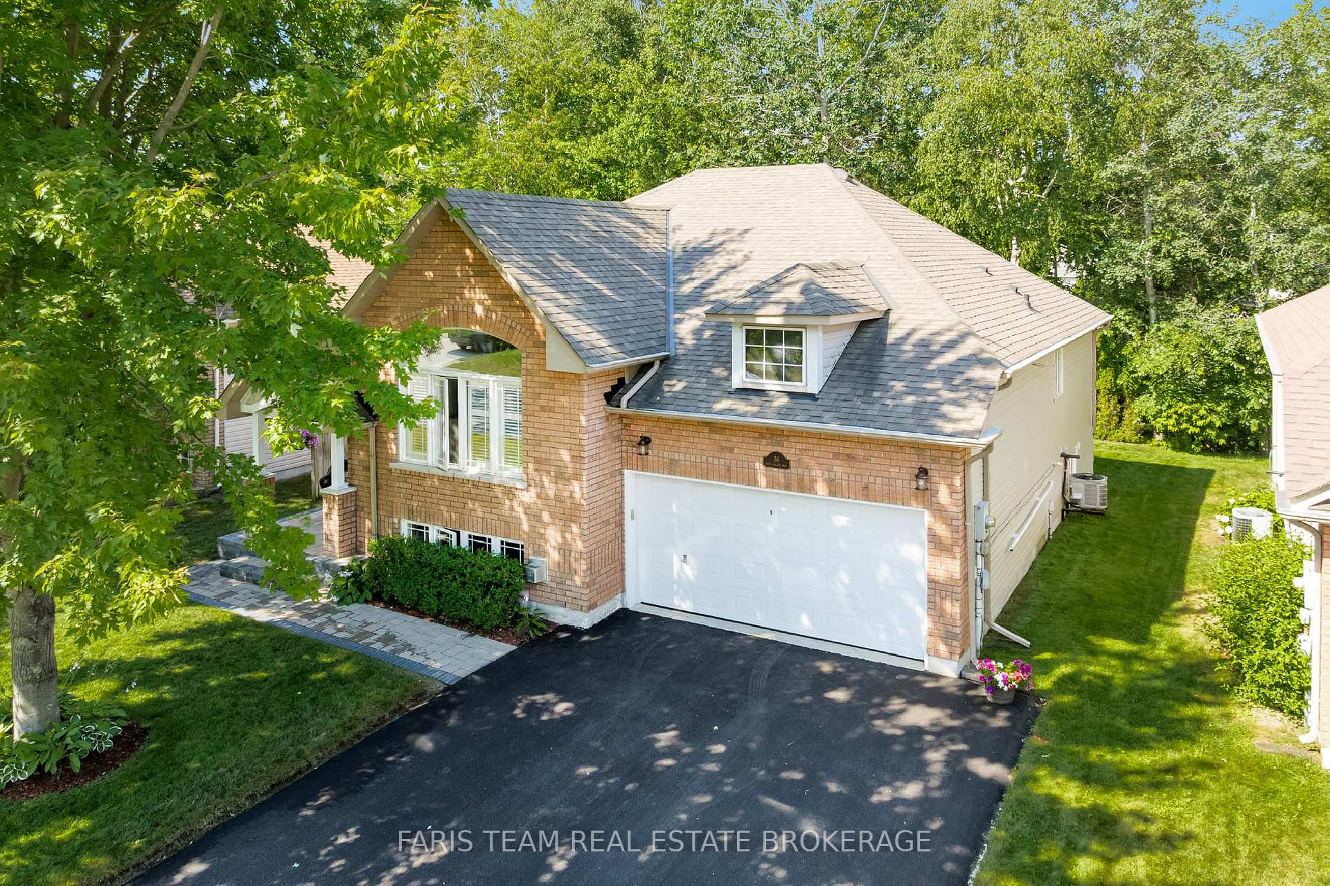 Photo 1 of 56 Rose Valley Way, Wasaga Beach — HOMEH