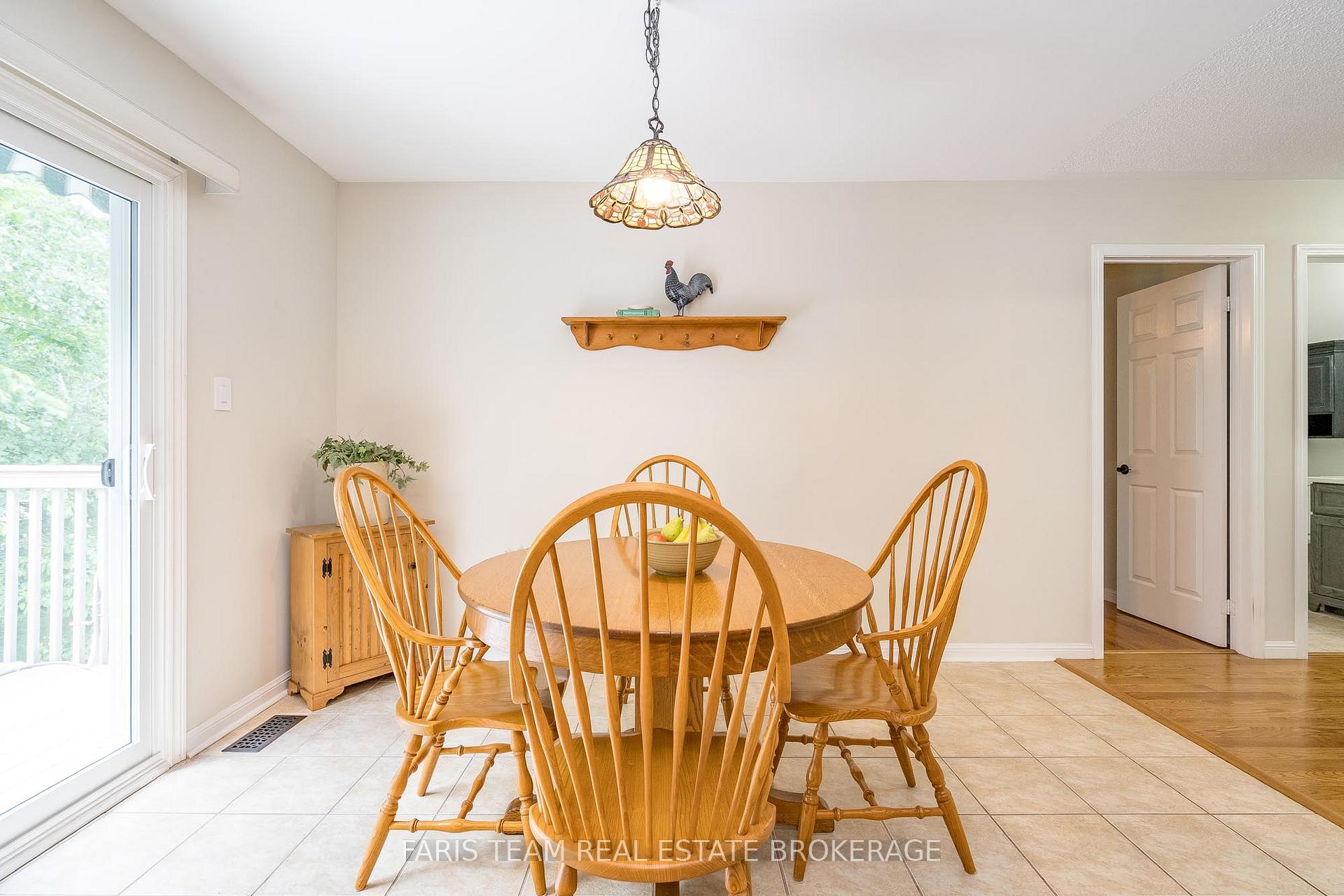 Photo 8 of 56 Rose Valley Way, Wasaga Beach — HOMEH