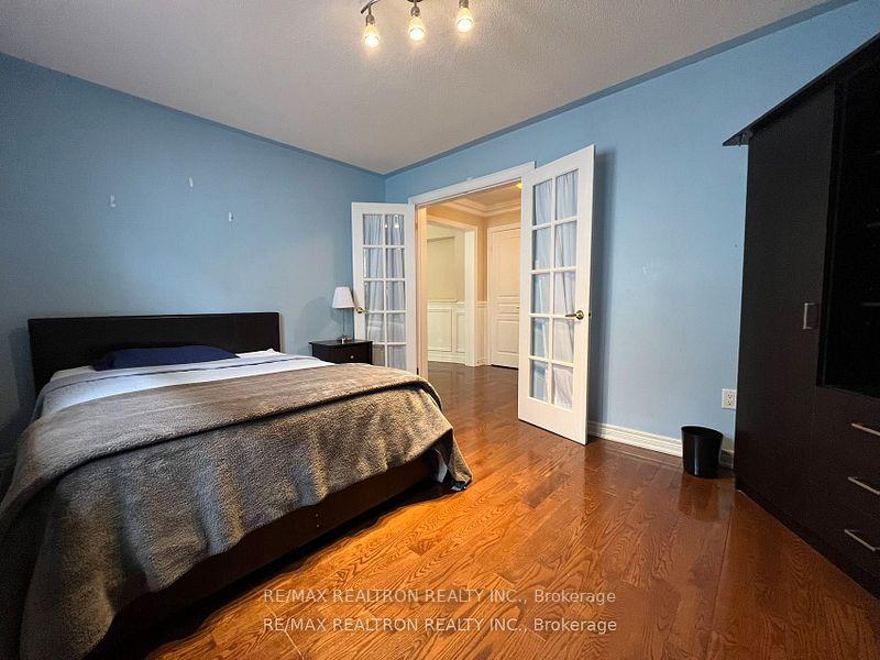 Photo 15 of 120 Greenock Drive, Vaughan, Maple — HOMEH