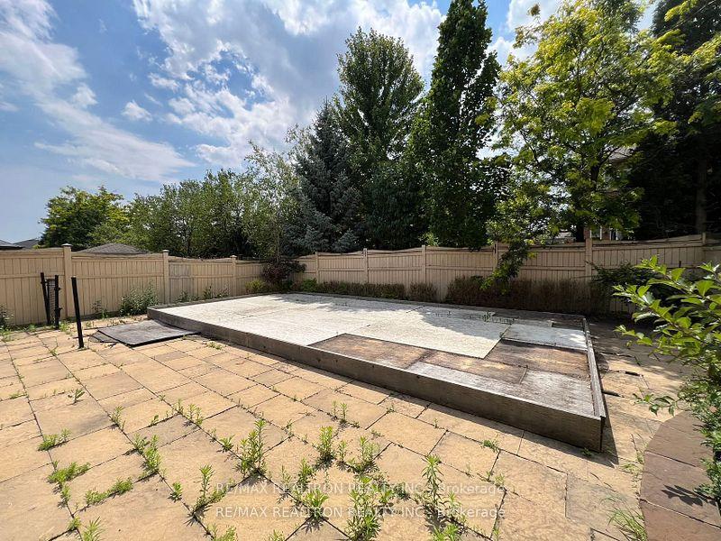 Photo 33 of 120 Greenock Drive, Vaughan, Maple — HOMEH