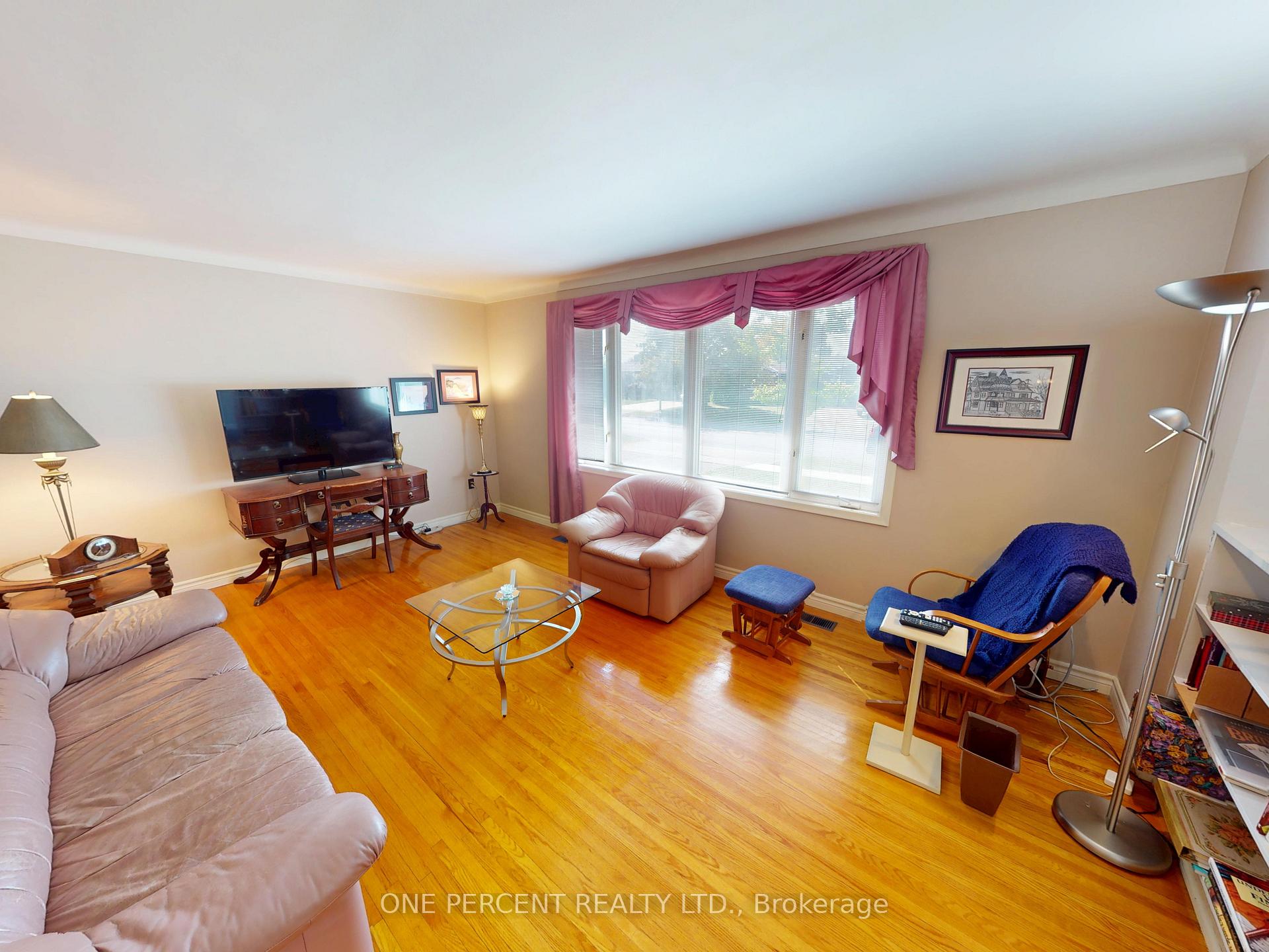 Photo 6 of 51 Memorial Park Drive, Welland, Lincoln/Crowland — HOMEH
