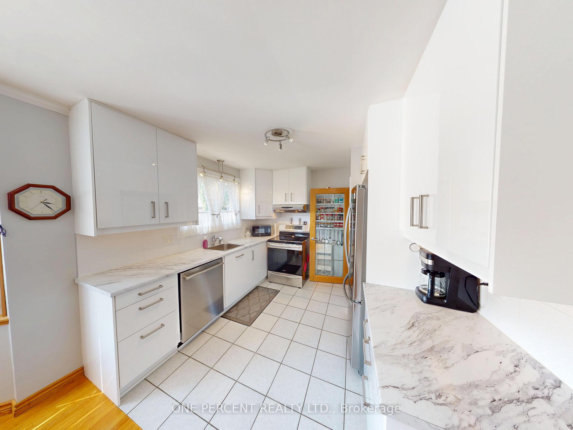 Photo 11 of 51 Memorial Park Drive, Welland, Lincoln/Crowland — HOMEH