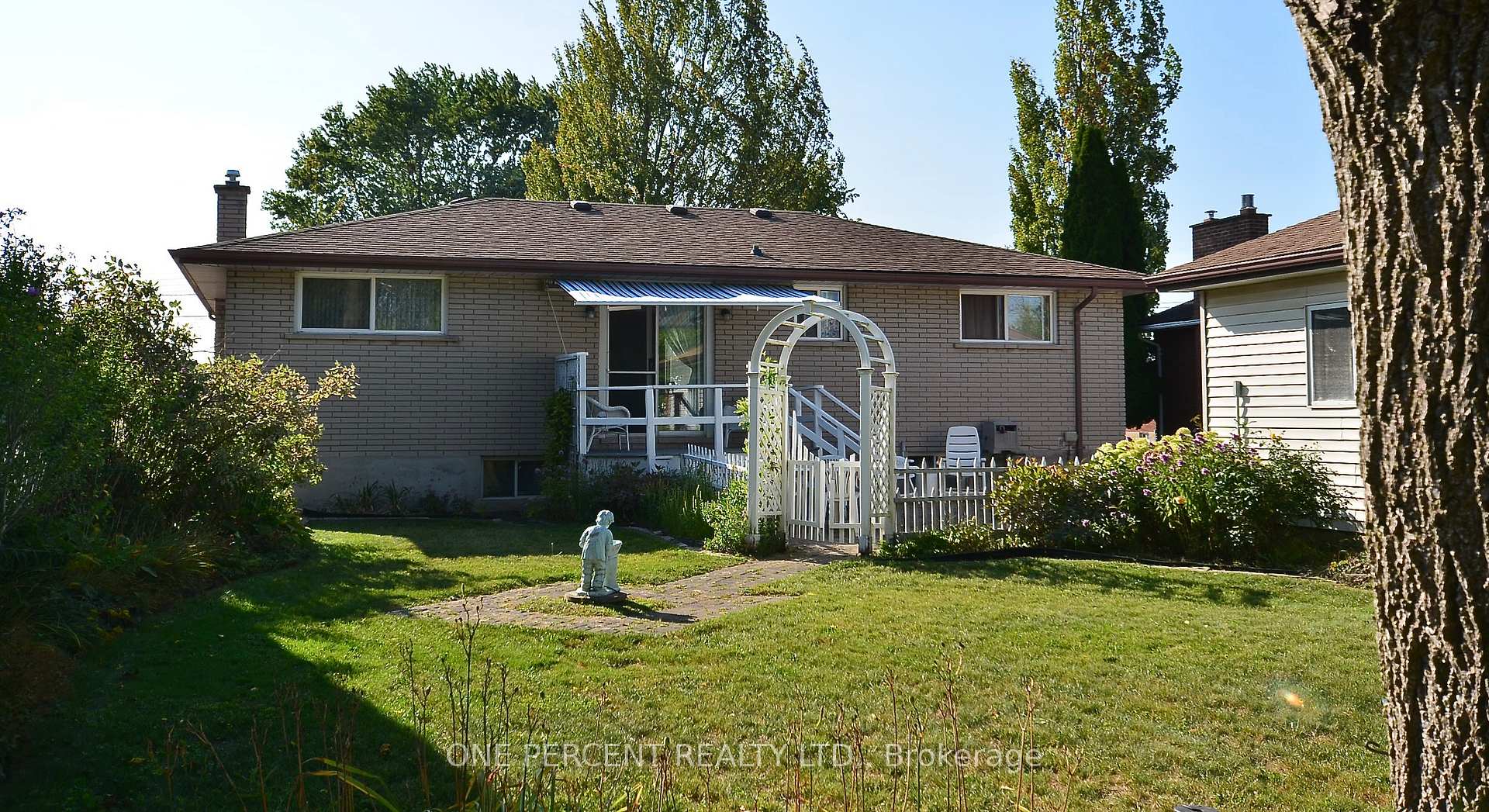 Photo 30 of 51 Memorial Park Drive, Welland, Lincoln/Crowland — HOMEH