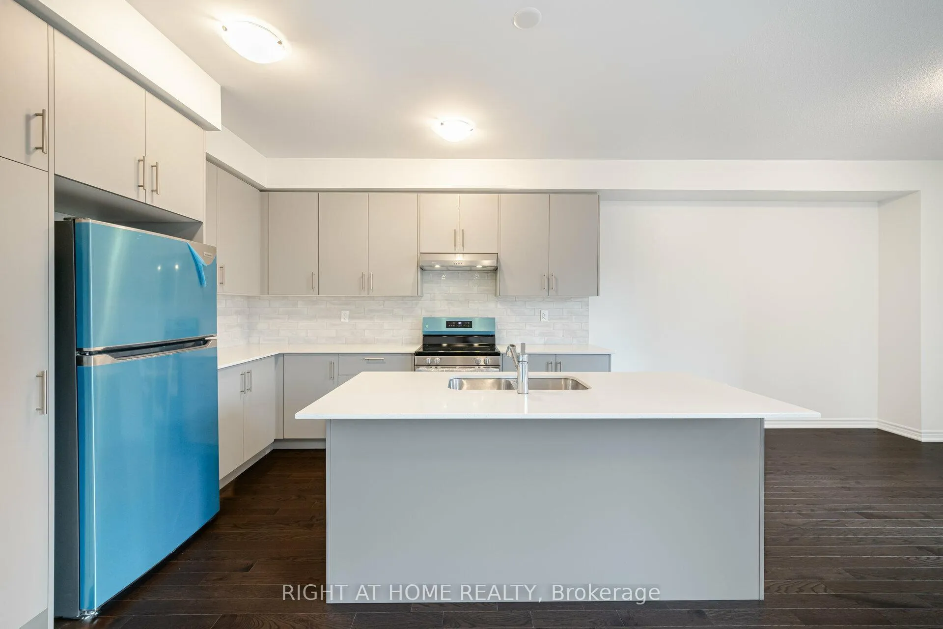 Photo 35 of 496 Twin Streams Road, Whitby, Rural Whitby — HOMEH