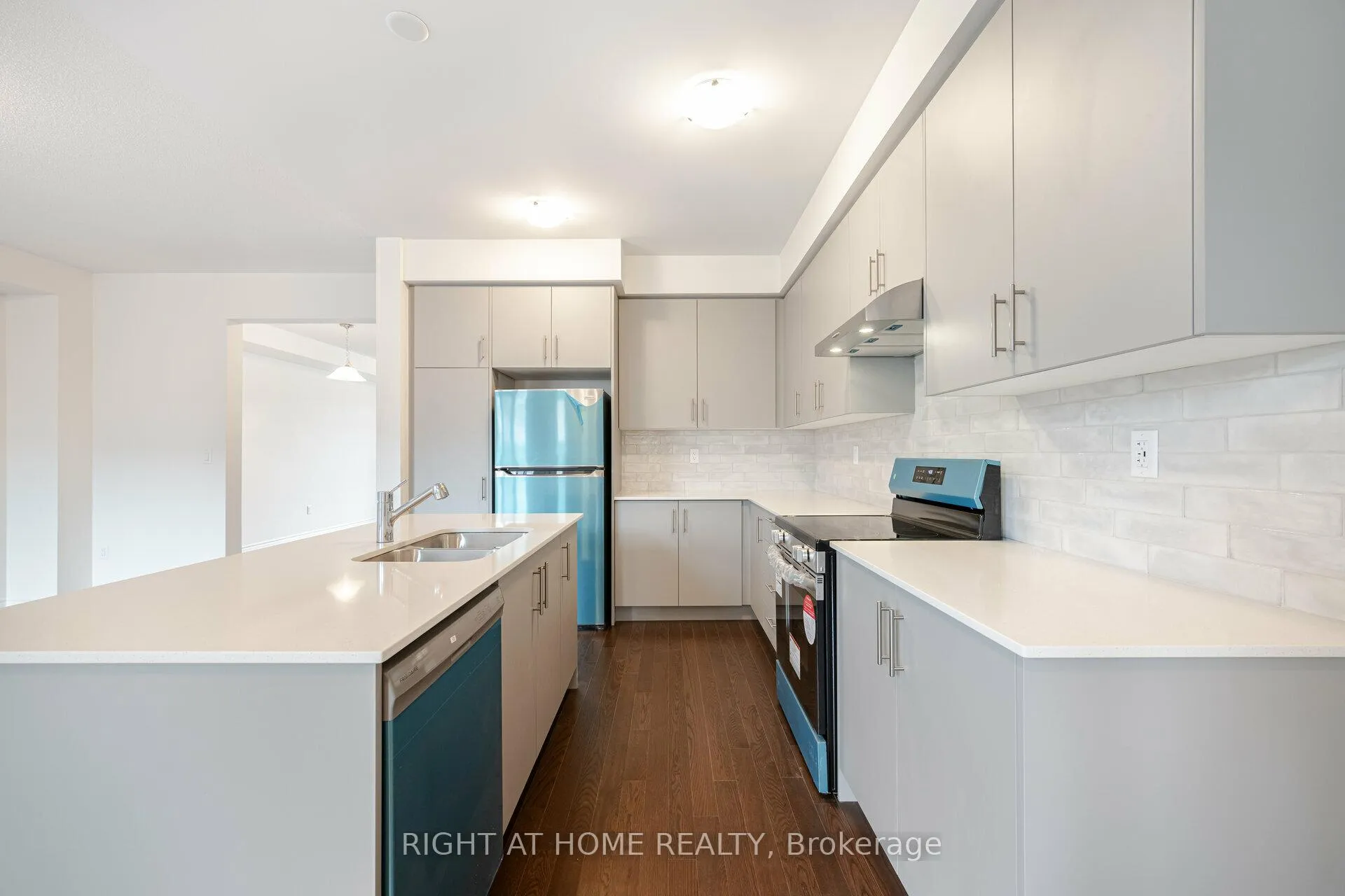 Photo 38 of 496 Twin Streams Road, Whitby, Rural Whitby — HOMEH