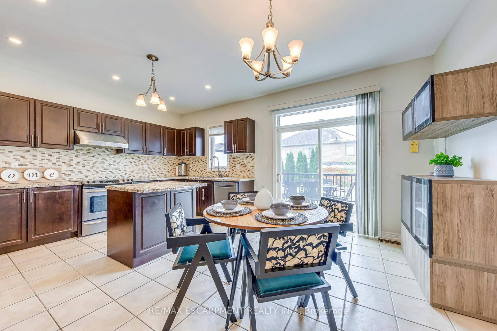 Photo 13 of 470 Peter Rupert Avenue, Vaughan, Patterson — HOMEH
