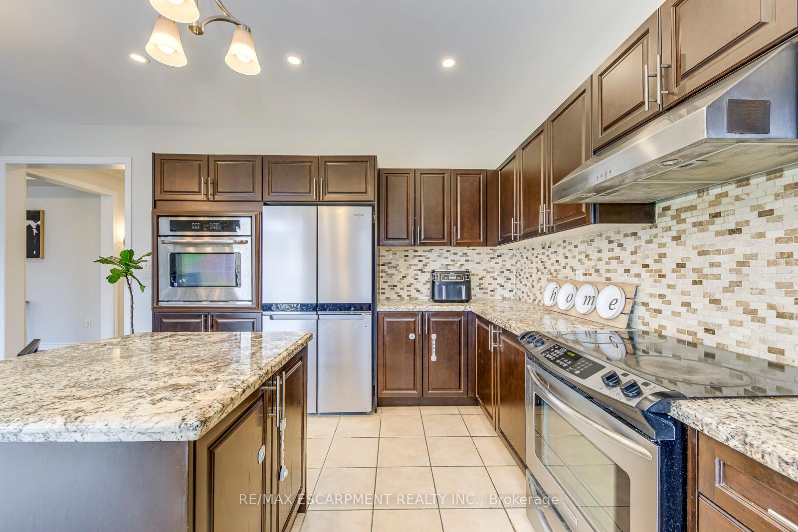 Photo 16 of 470 Peter Rupert Avenue, Vaughan, Patterson — HOMEH
