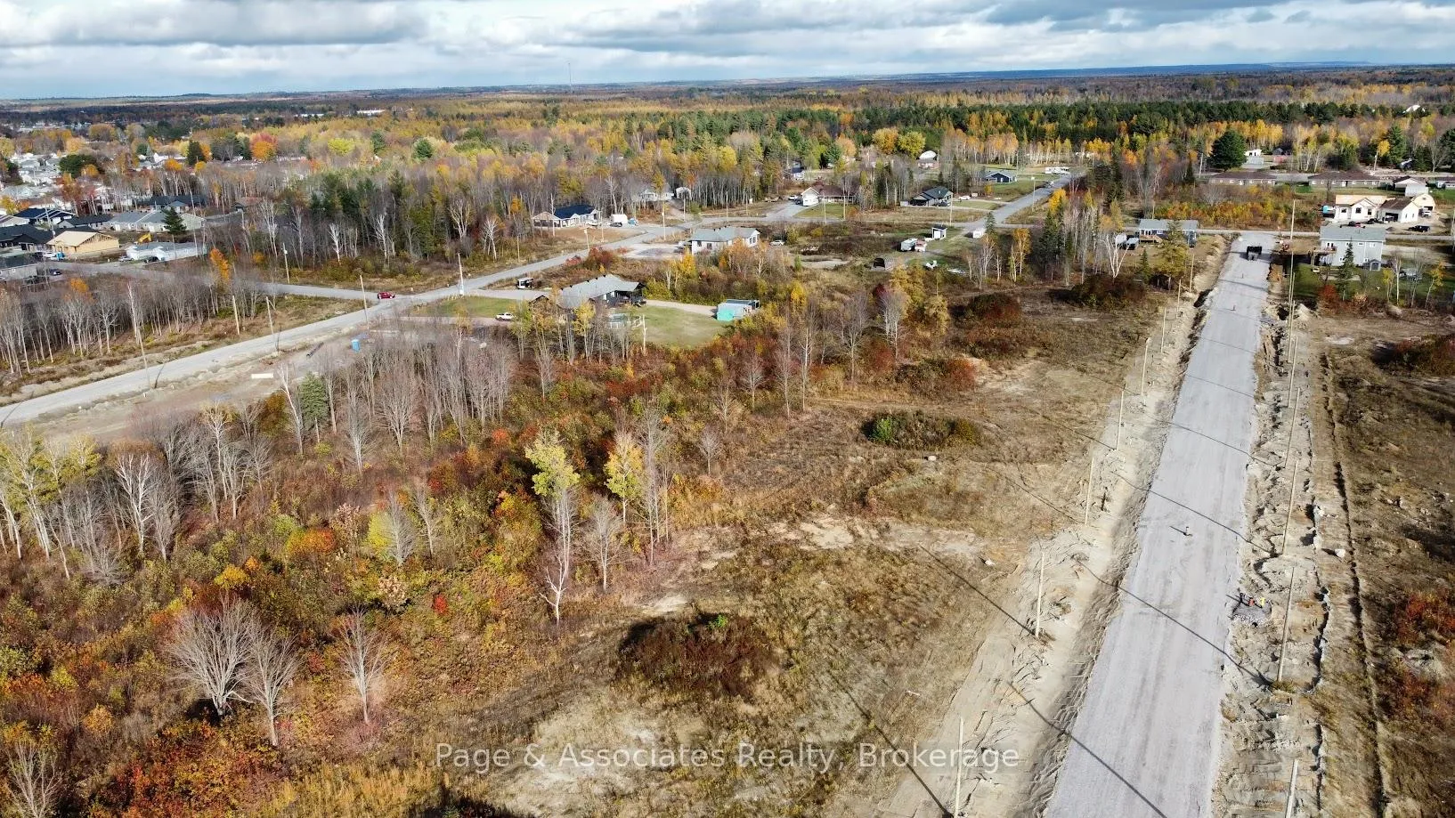 Photo 10 of 37 Vannier Street, West Nipissing, Sturgeon Falls — HOMEH