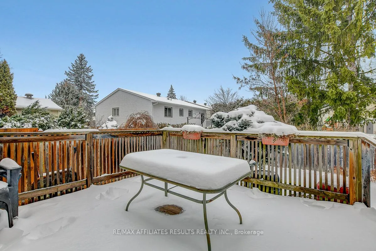 Photo 52 of 68 Pheasant Run Drive, Ottawa, Barrhaven - Pheasant Run — HOMEH