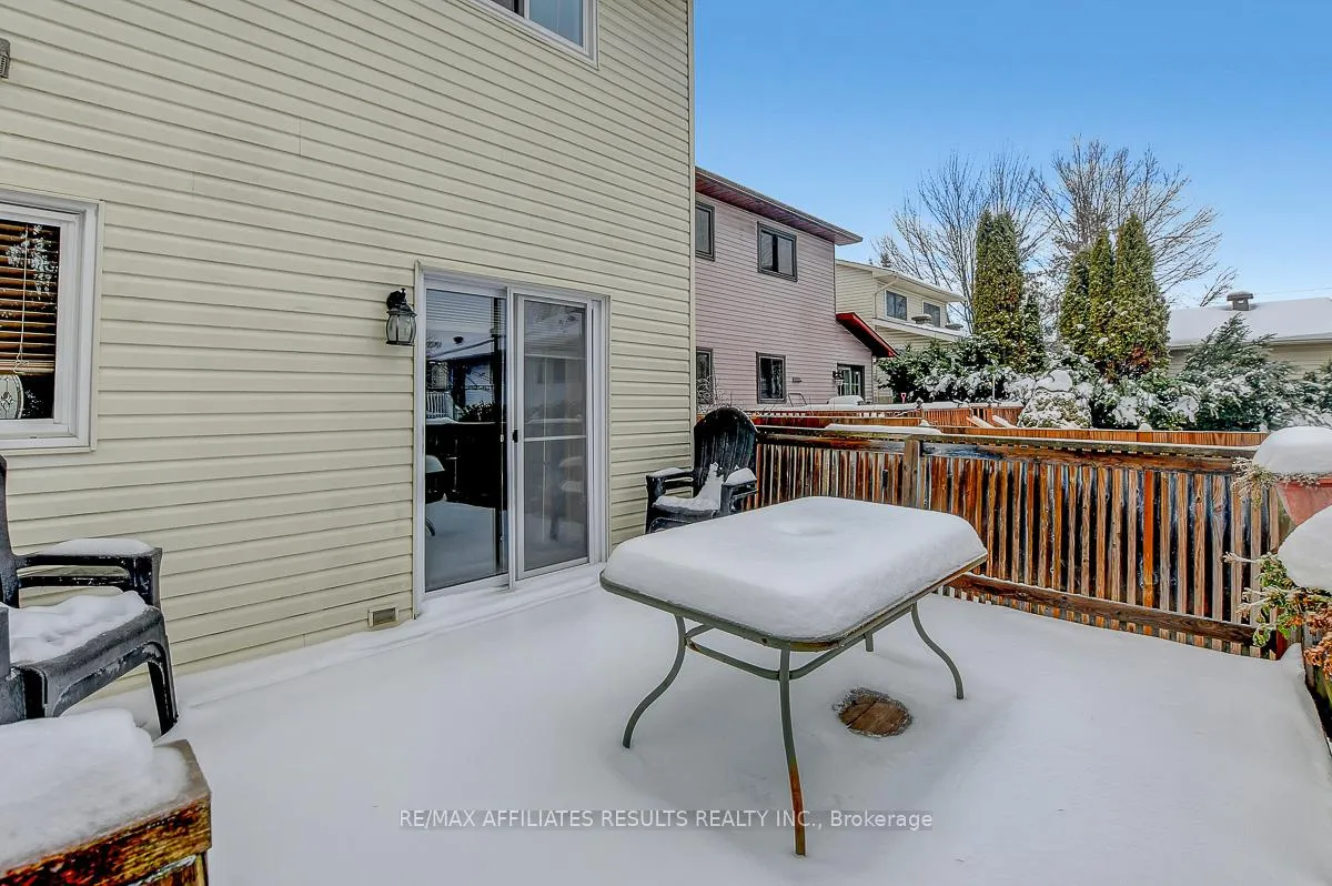 Photo 55 of 68 Pheasant Run Drive, Ottawa, Barrhaven - Pheasant Run — HOMEH
