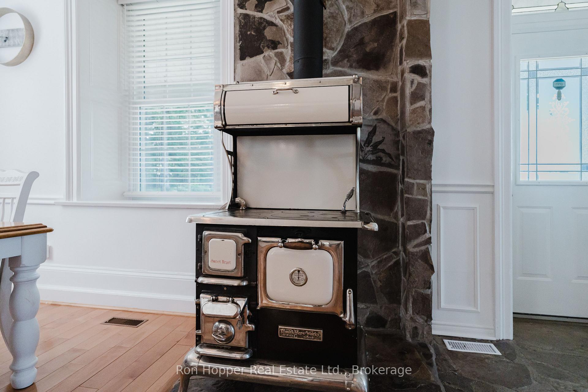 Photo 9 of 521145 12 Concession, West Grey — HOMEH