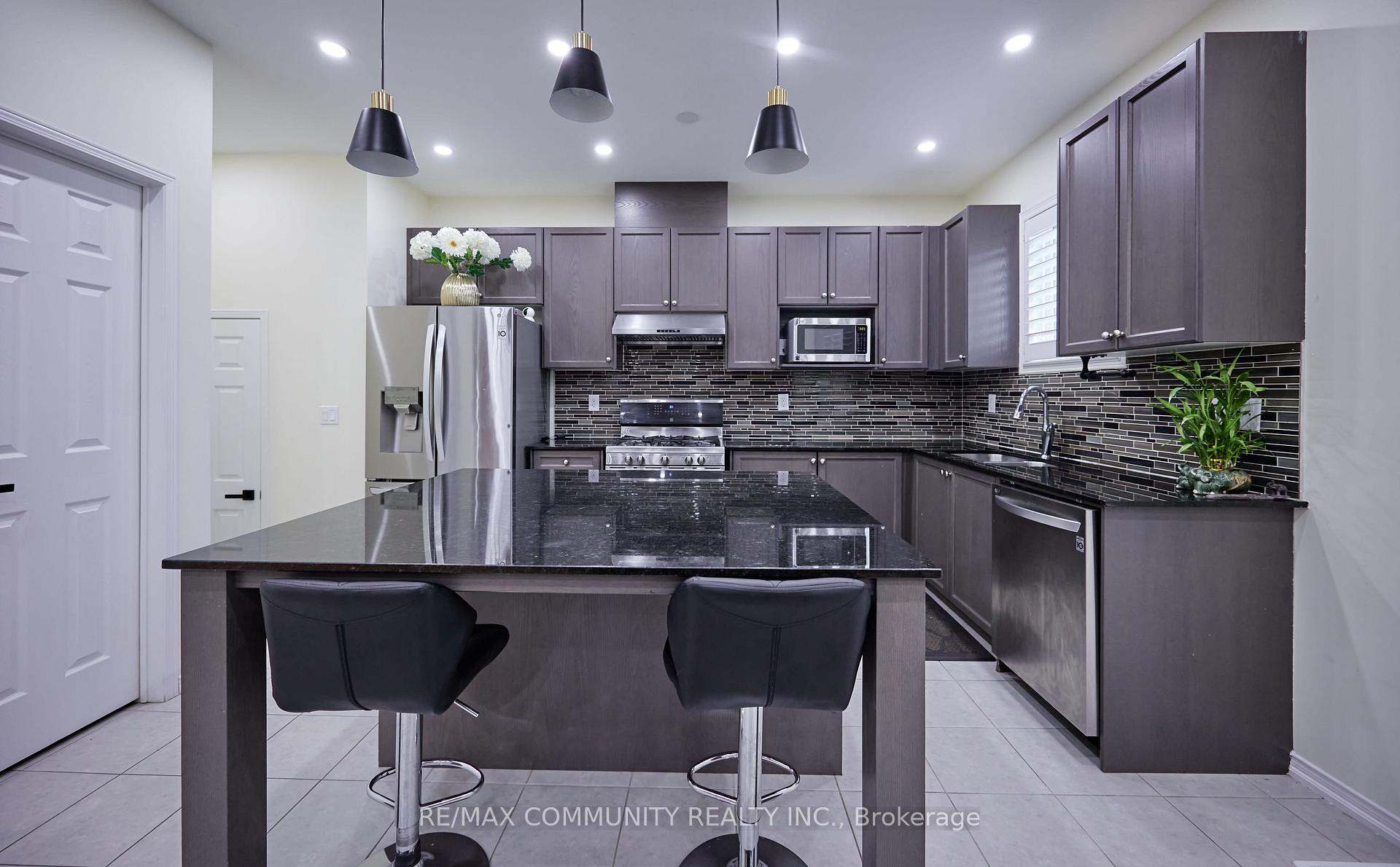 Photo 19 of 9 Ainley Road, Ajax, Central East — HOMEH