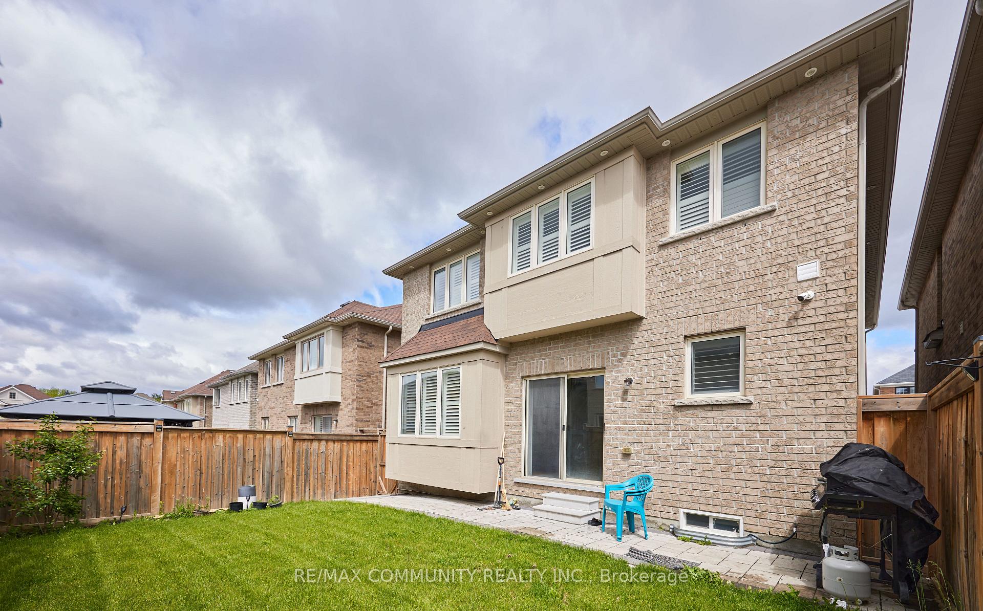 Photo 39 of 9 Ainley Road, Ajax, Central East — HOMEH