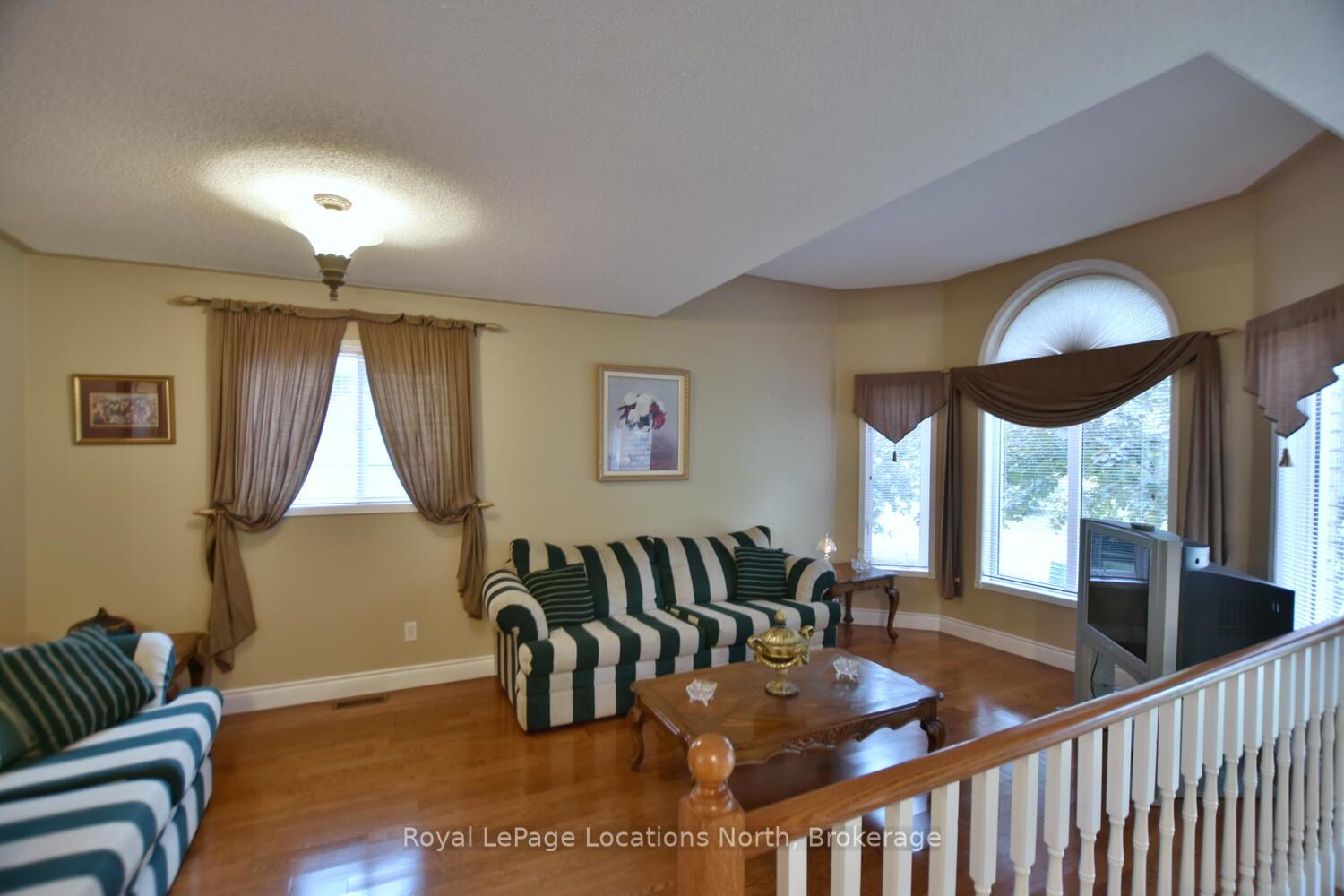 Photo 14 of 19 Brillinger Drive, Wasaga Beach — HOMEH
