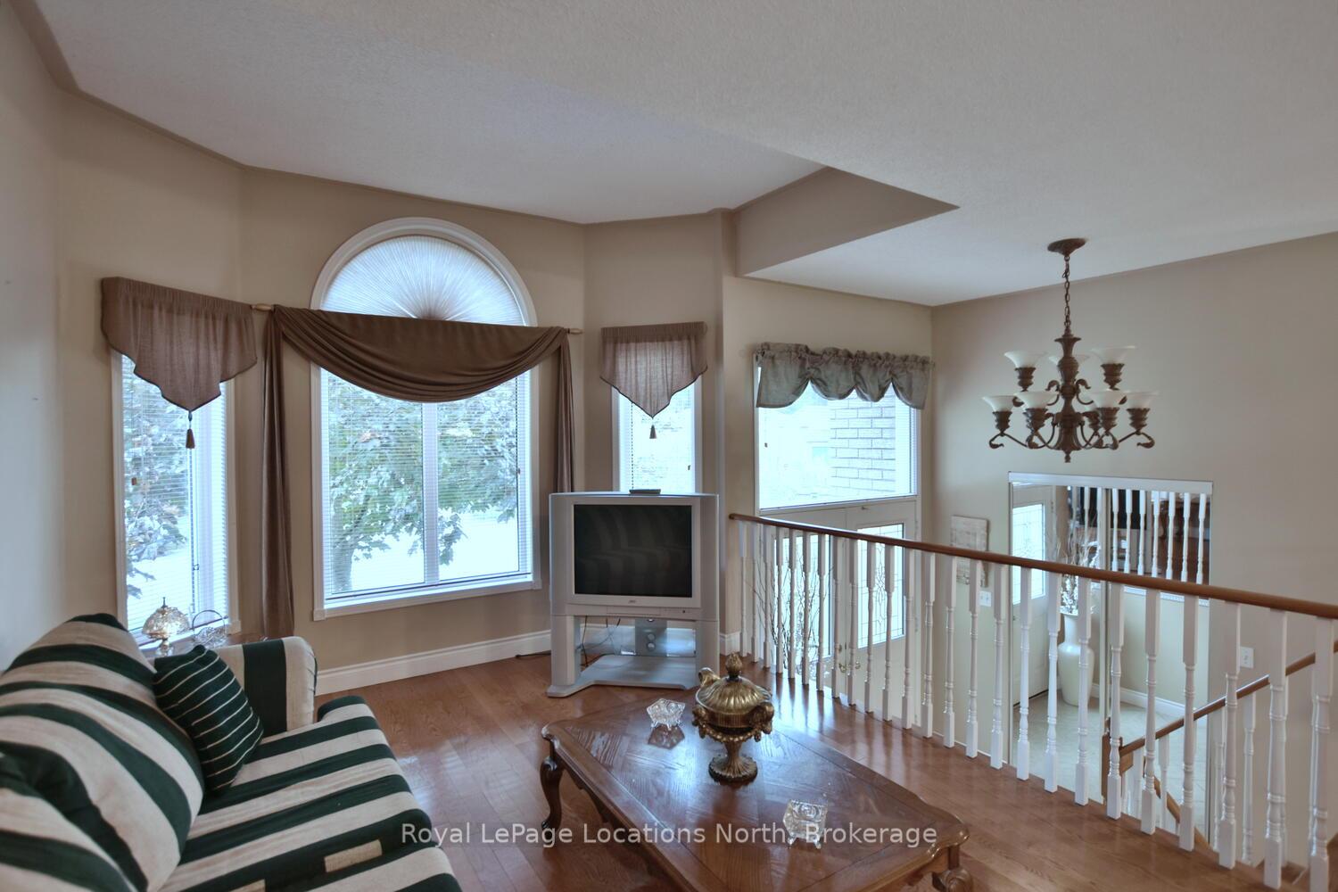 Photo 15 of 19 Brillinger Drive, Wasaga Beach — HOMEH