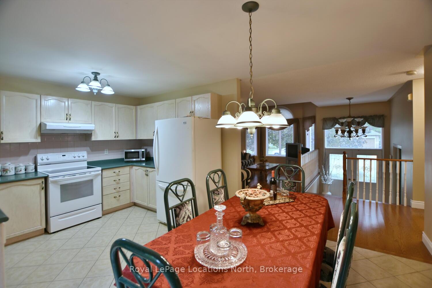 Photo 21 of 19 Brillinger Drive, Wasaga Beach — HOMEH