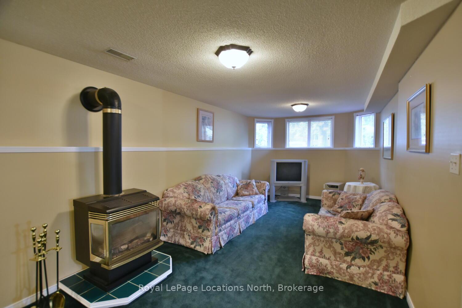 Photo 35 of 19 Brillinger Drive, Wasaga Beach — HOMEH