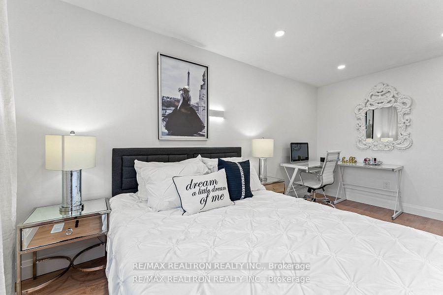 Photo 17 of 43 Rejane Crescent, Vaughan, Crestwood-Springfarm-Yorkhill — HOMEH