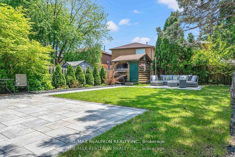 Photo 21 of 43 Rejane Crescent, Vaughan, Crestwood-Springfarm-Yorkhill — HOMEH