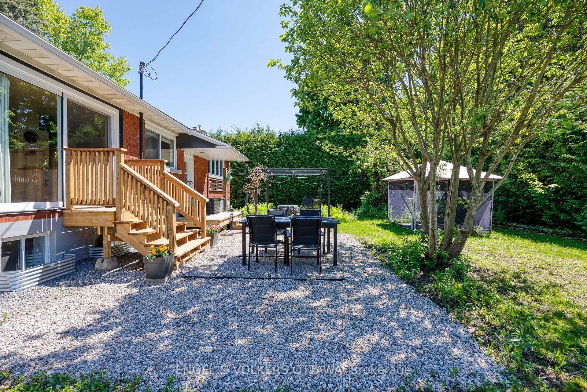 Photo 29 of 190 Crestview Road, Ottawa, Faircrest Heights — HOMEH