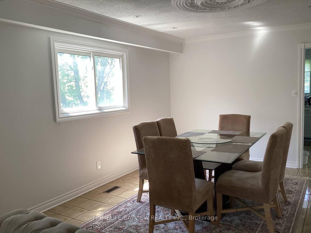 Photo 6 of 131 Sydel Crescent, Vaughan, East Woodbridge — HOMEH