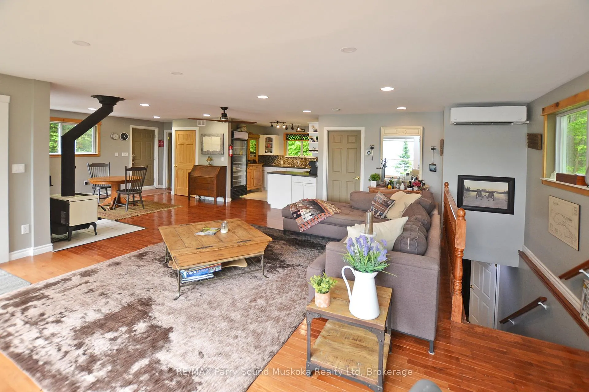 Photo 26 of 84 Captain Estates Road, Whitestone, Hagerman — HOMEH