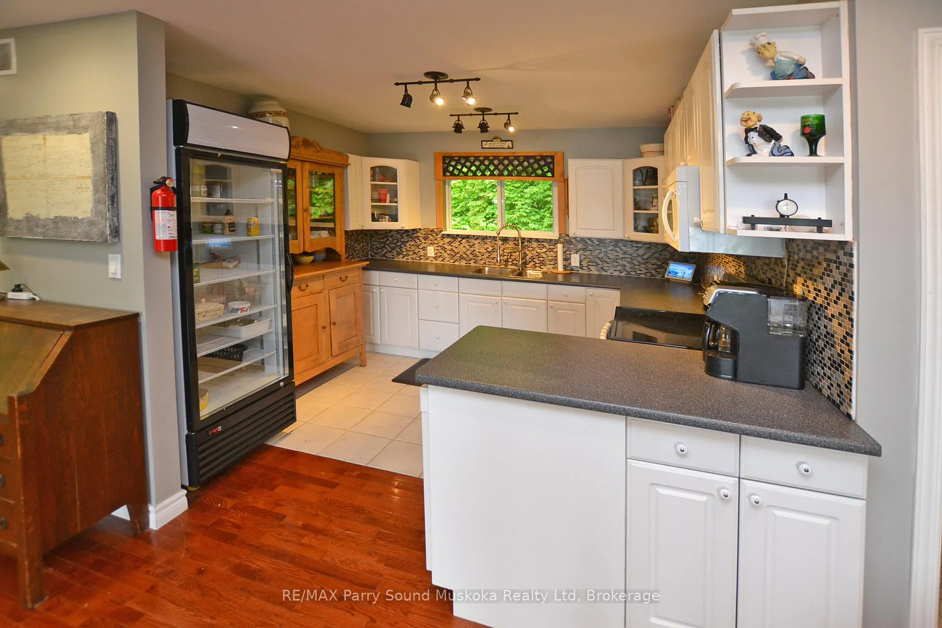 Photo 29 of 84 Captain Estates Road, Whitestone, Hagerman — HOMEH