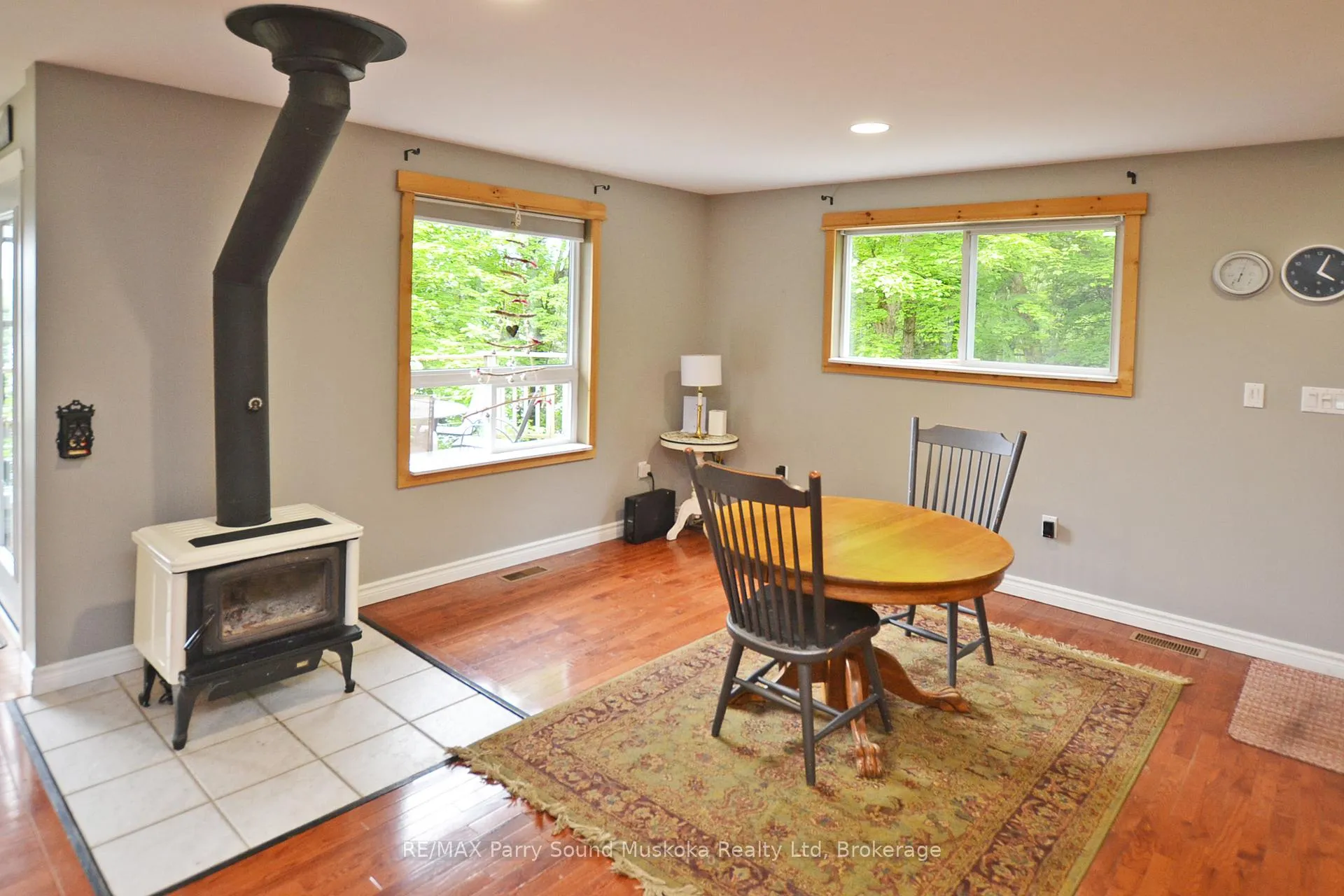 Photo 36 of 84 Captain Estates Road, Whitestone, Hagerman — HOMEH