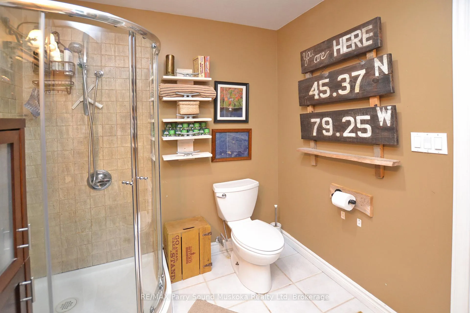 Photo 48 of 84 Captain Estates Road, Whitestone, Hagerman — HOMEH