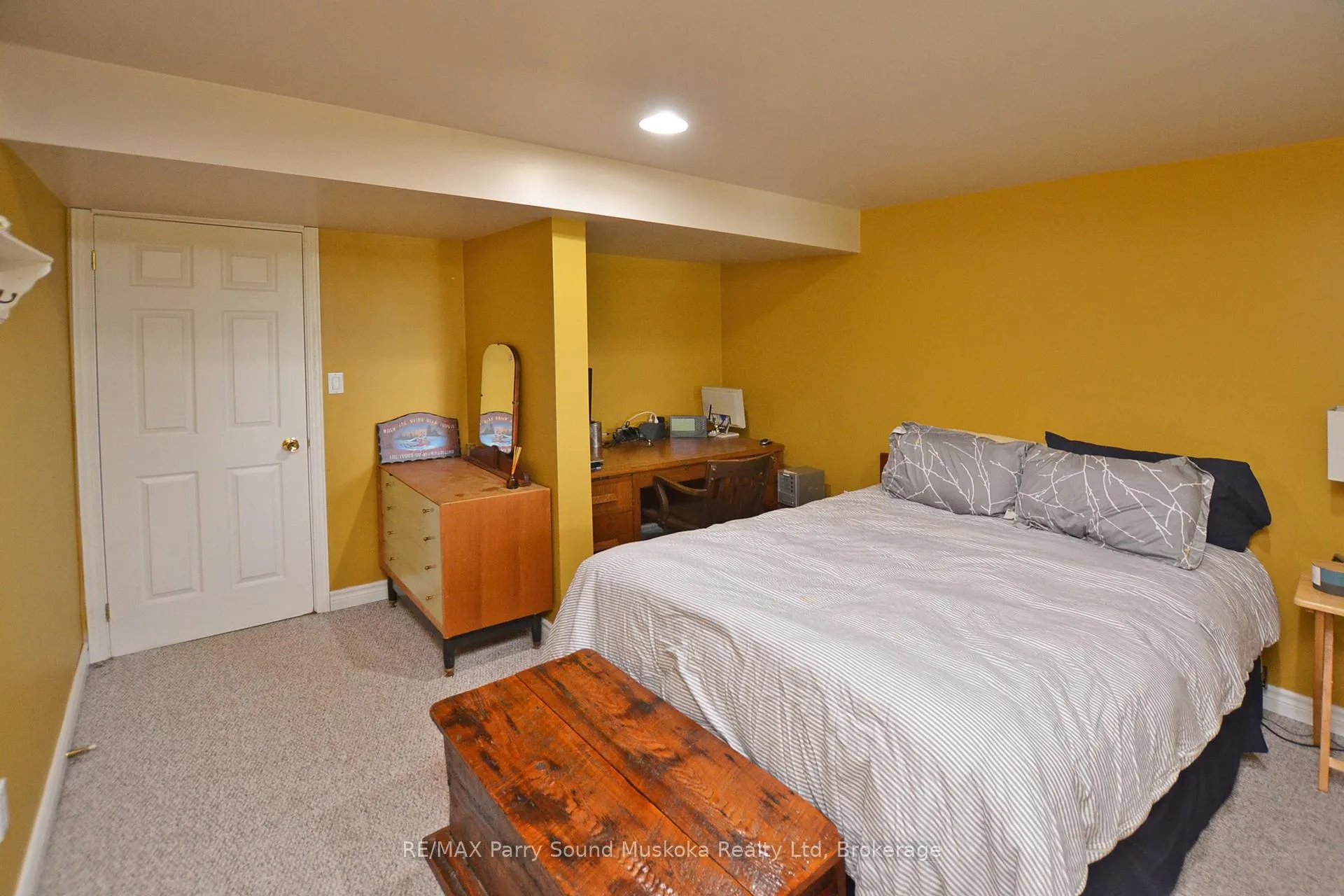 Photo 55 of 84 Captain Estates Road, Whitestone, Hagerman — HOMEH