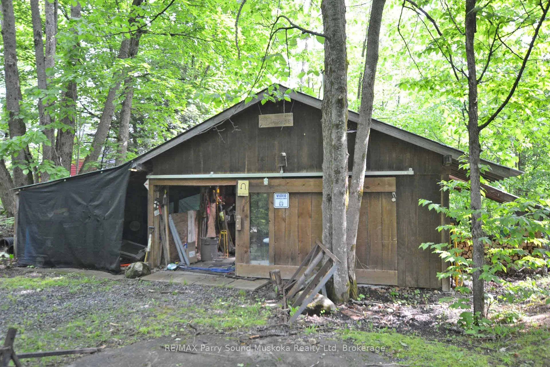 Photo 82 of 84 Captain Estates Road, Whitestone, Hagerman — HOMEH