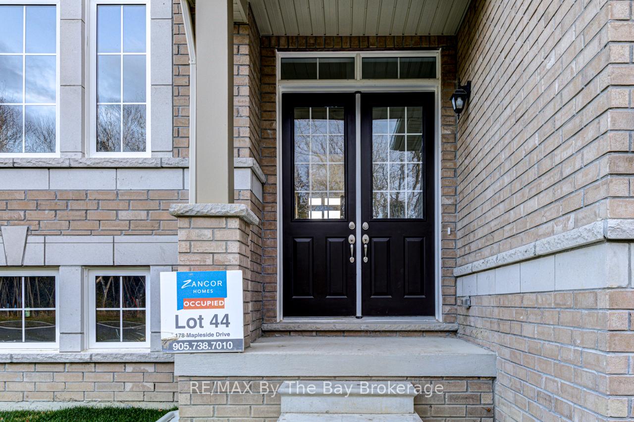 Photo 2 of 178 Mapleside Drive, Wasaga Beach — HOMEH