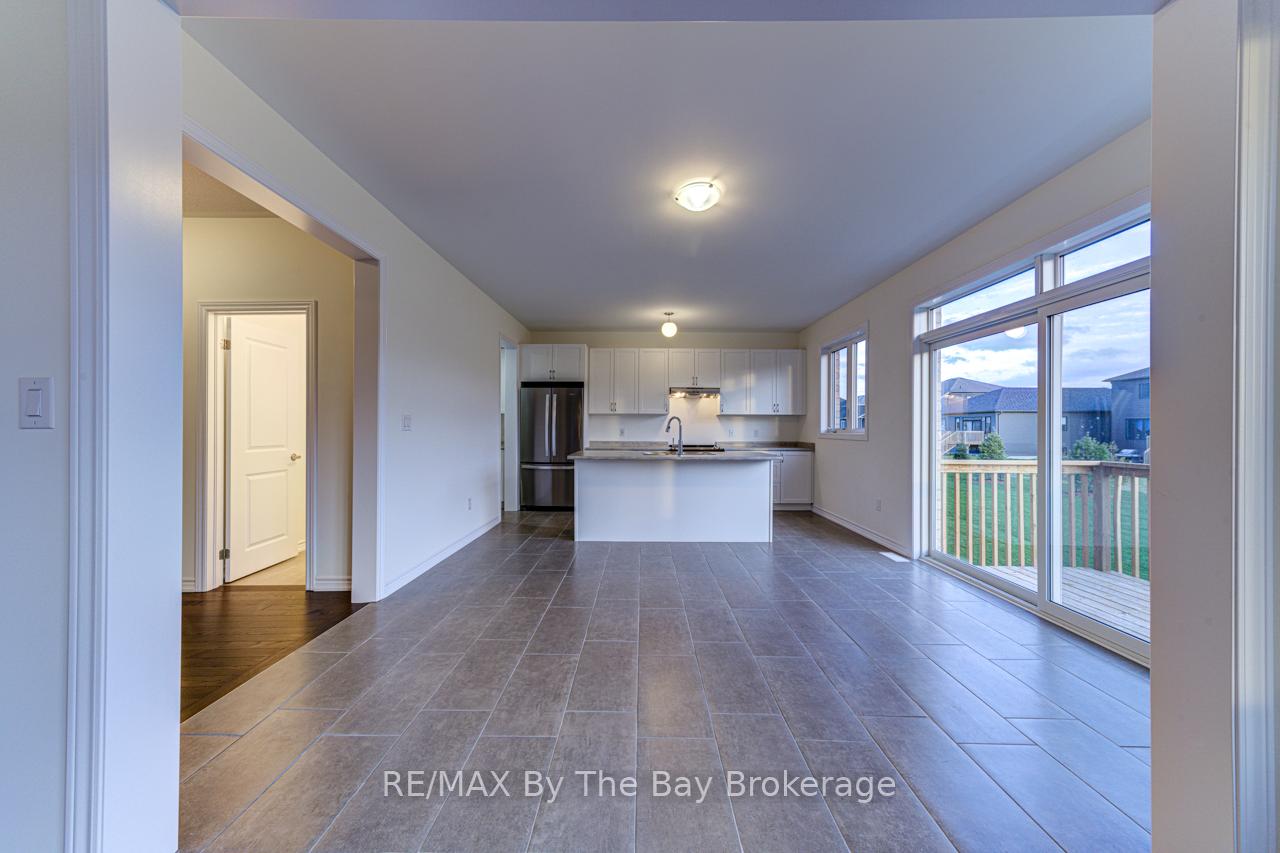 Photo 14 of 178 Mapleside Drive, Wasaga Beach — HOMEH