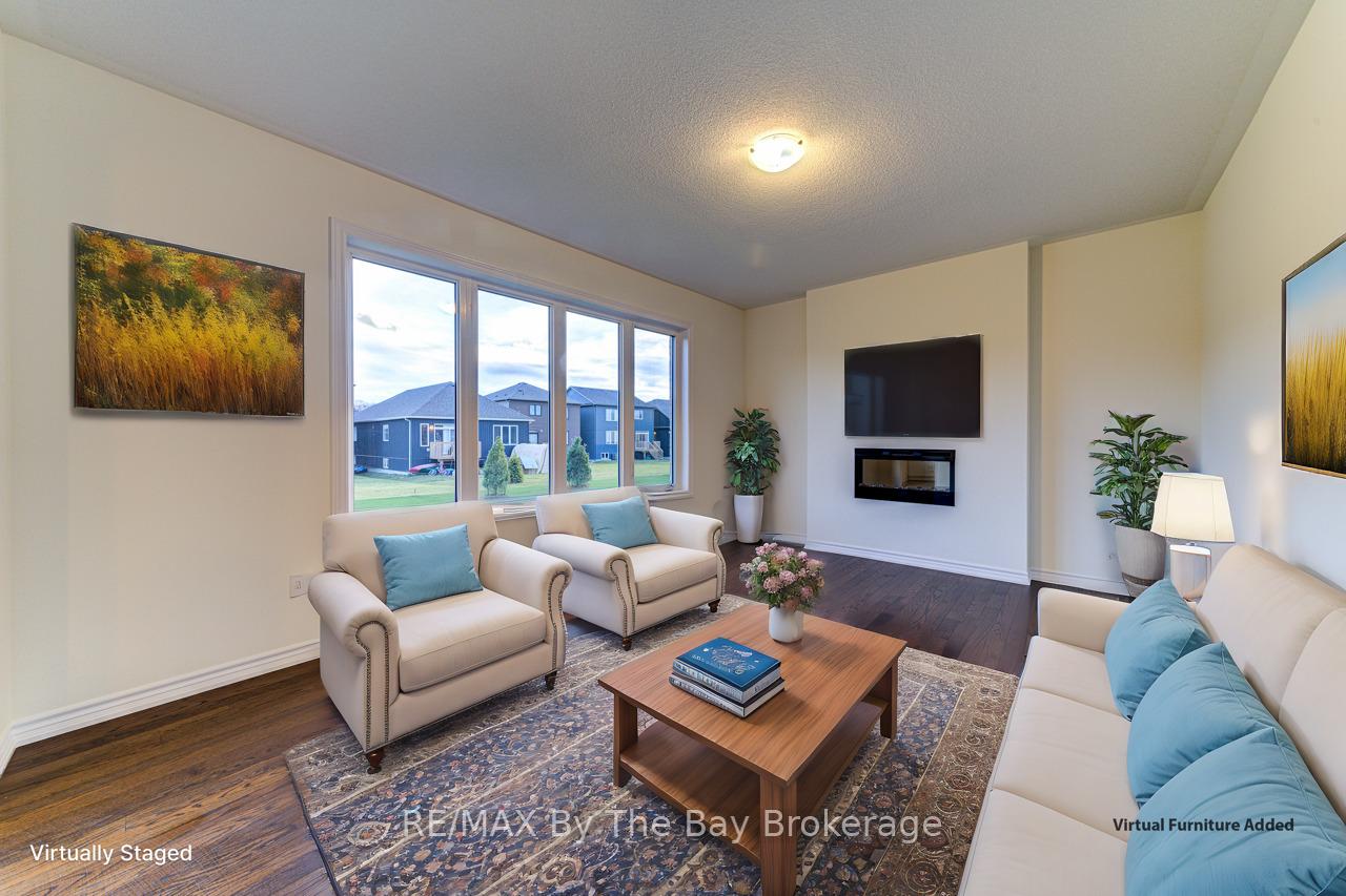 Photo 16 of 178 Mapleside Drive, Wasaga Beach — HOMEH