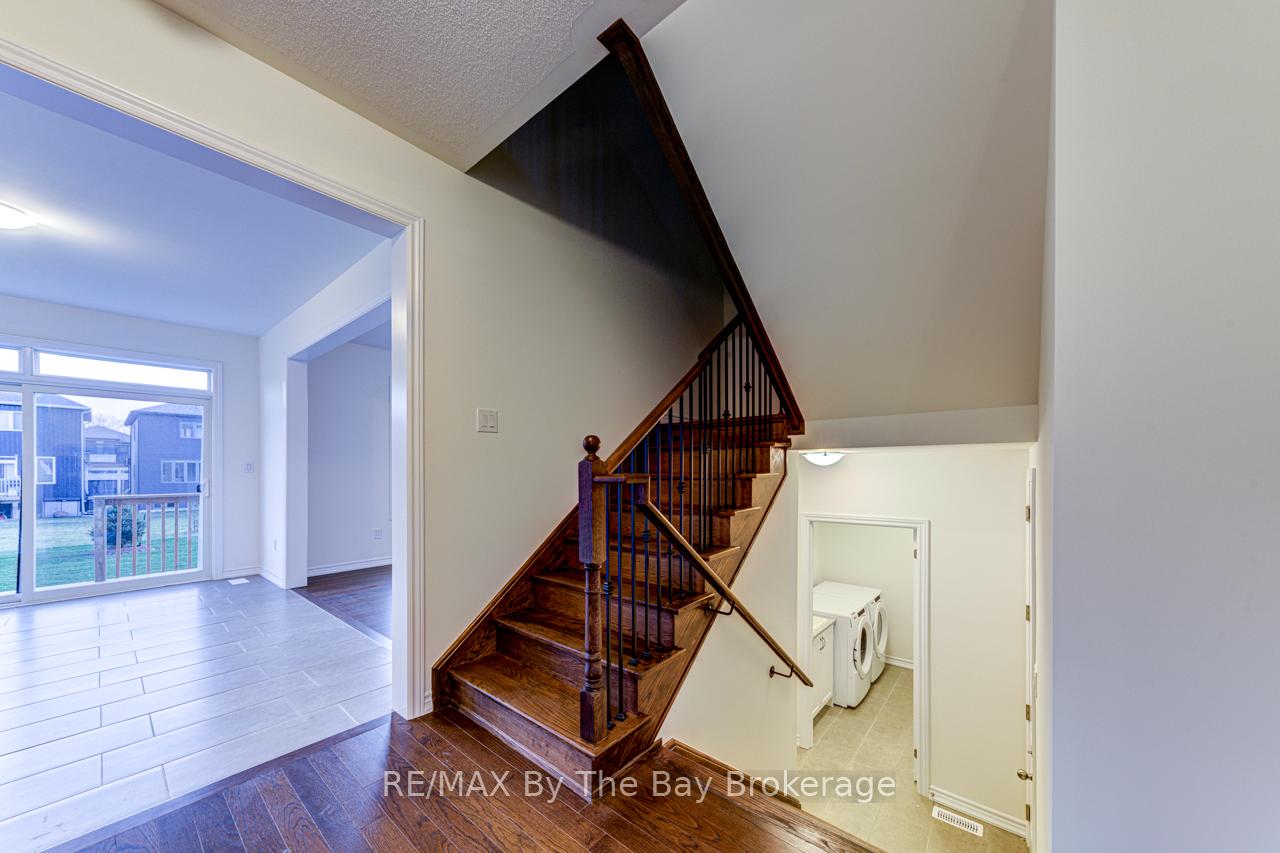 Photo 19 of 178 Mapleside Drive, Wasaga Beach — HOMEH
