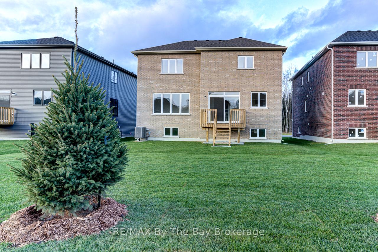 Photo 39 of 178 Mapleside Drive, Wasaga Beach — HOMEH