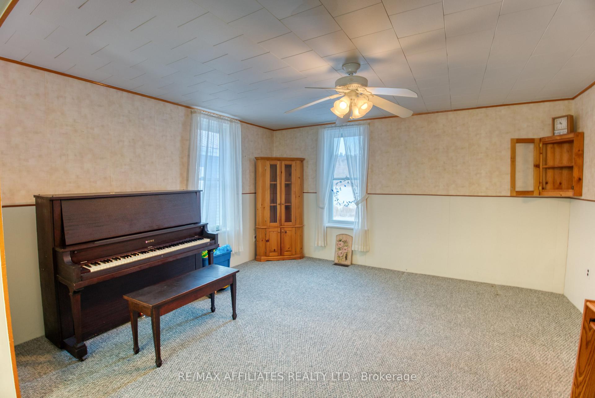 Photo 9 of 4 Bedford Street E, Westport — HOMEH