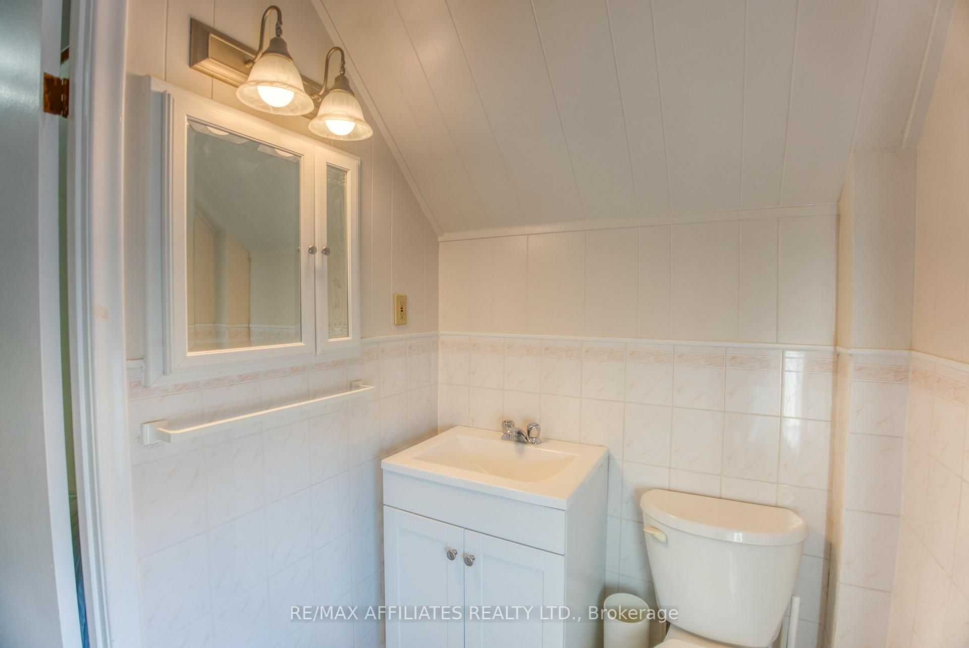 Photo 15 of 4 Bedford Street E, Westport — HOMEH