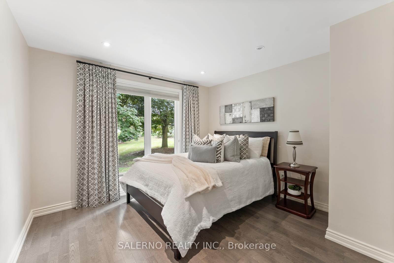 Photo 24 of 85 Valleyview Court, Vaughan, Kleinburg — HOMEH
