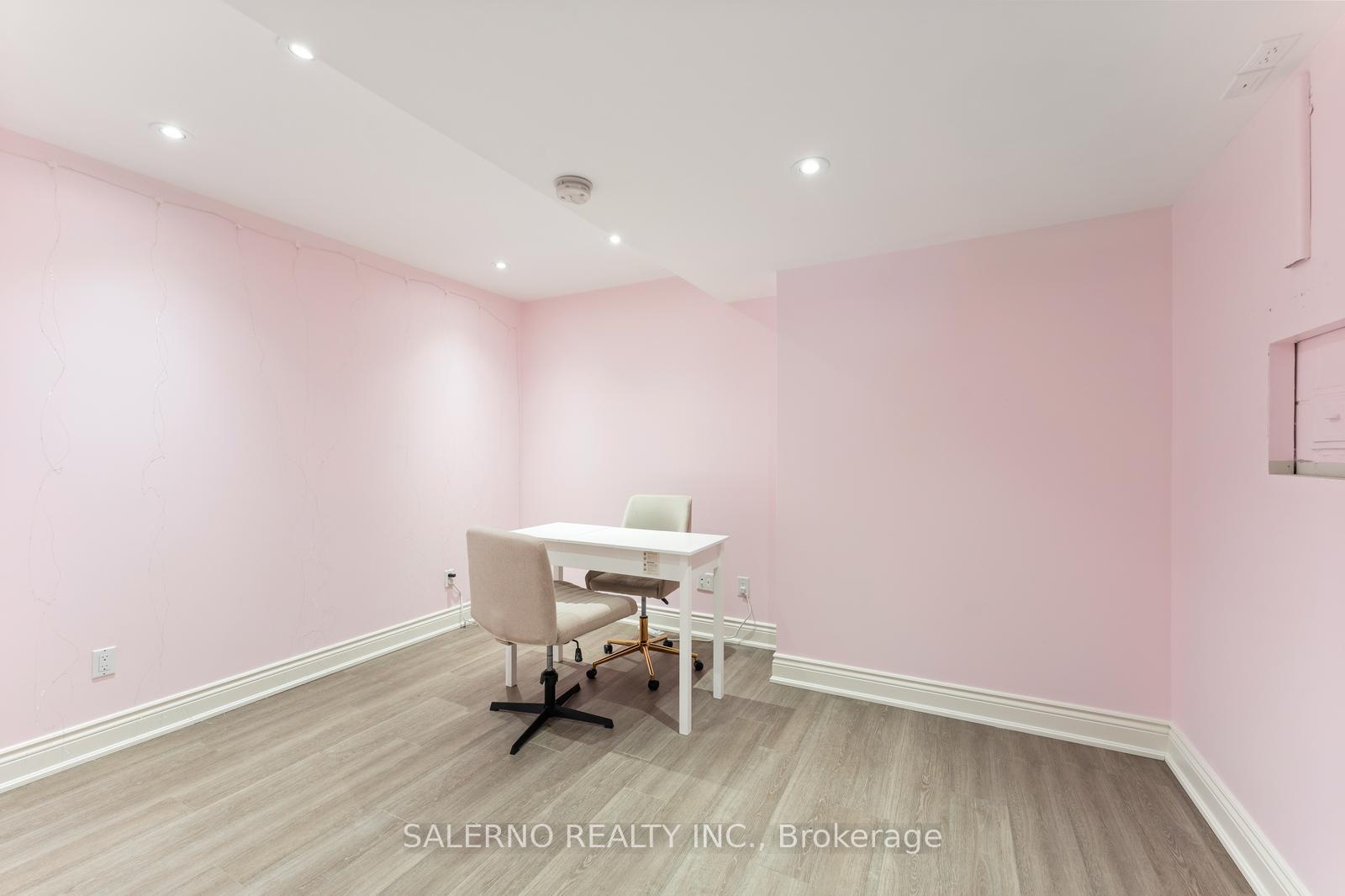Photo 35 of 85 Valleyview Court, Vaughan, Kleinburg — HOMEH