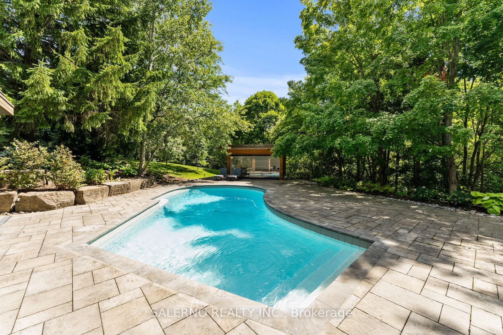 Photo 38 of 85 Valleyview Court, Vaughan, Kleinburg — HOMEH