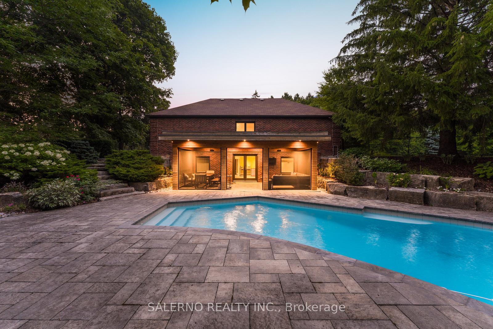 Photo 48 of 85 Valleyview Court, Vaughan, Kleinburg — HOMEH
