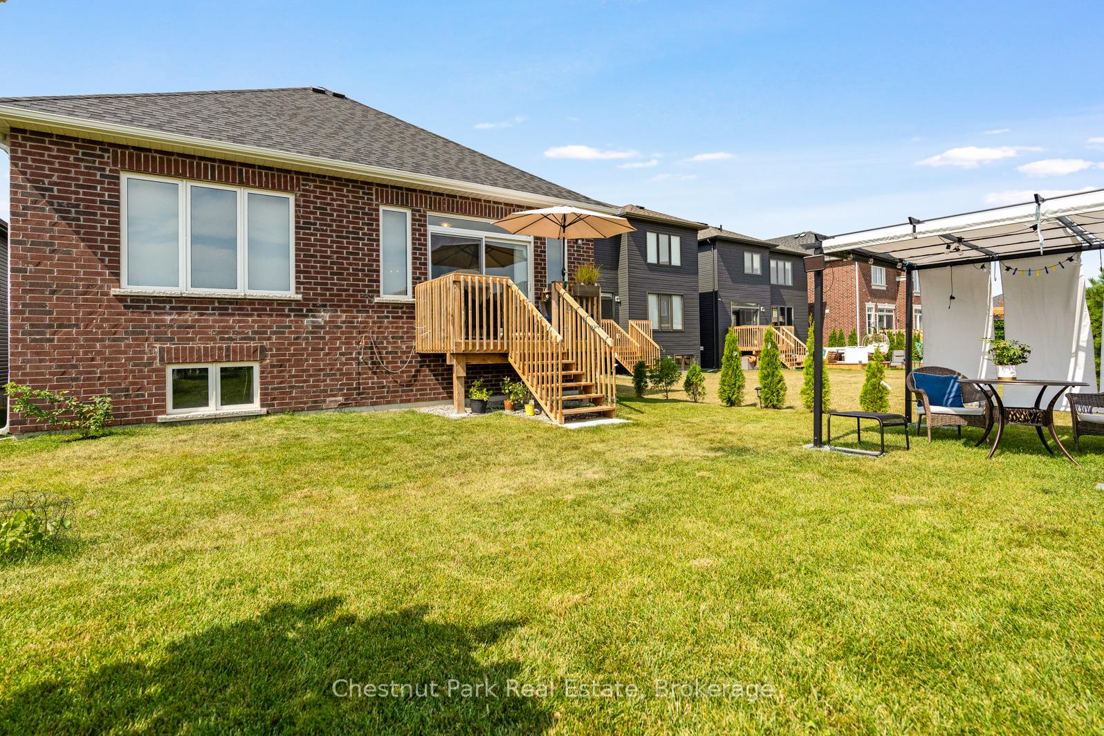 Photo 31 of 16 Beatrice Drive, Wasaga Beach — HOMEH