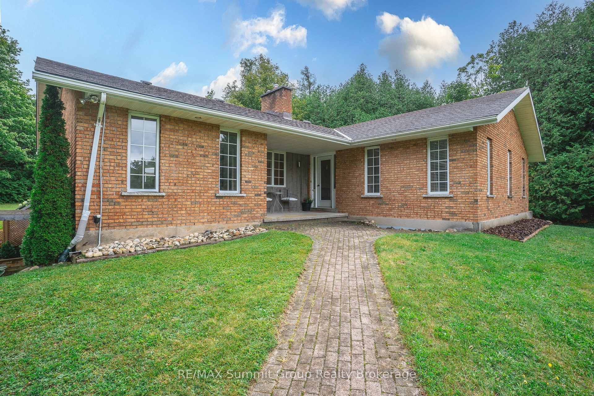 Photo 2 of 189 Stone Hill Road, West Grey — HOMEH